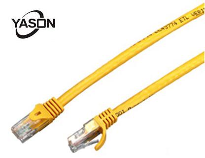 Patch Cord UTP Cat.5e Snagless Yellow Ligule Molded Boot 1M